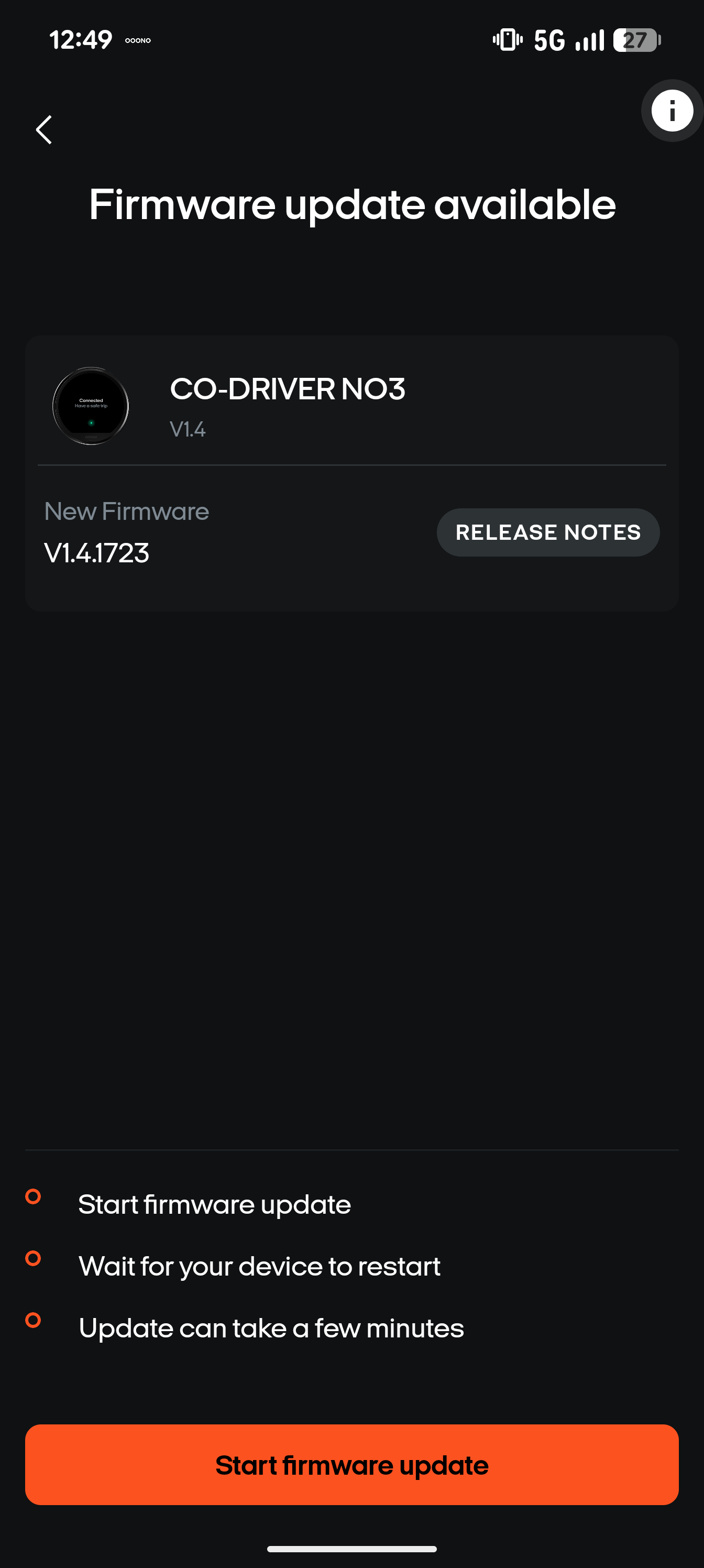 Schermata di aggiornamento con la versione attuale e la nuova versione del firmware, le note di rilascio e il pulsante per avviare l'aggiornamento